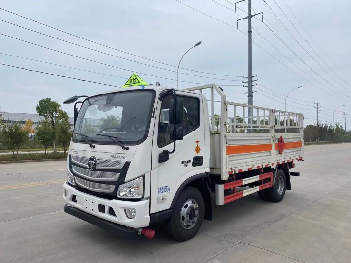 福田歐馬可4.1米4.7噸氣瓶運輸車/黃牌